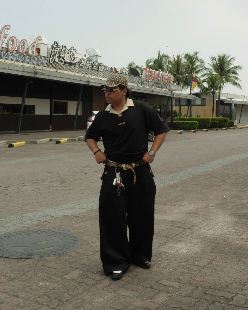Contrast Open Collar Polo Shirt